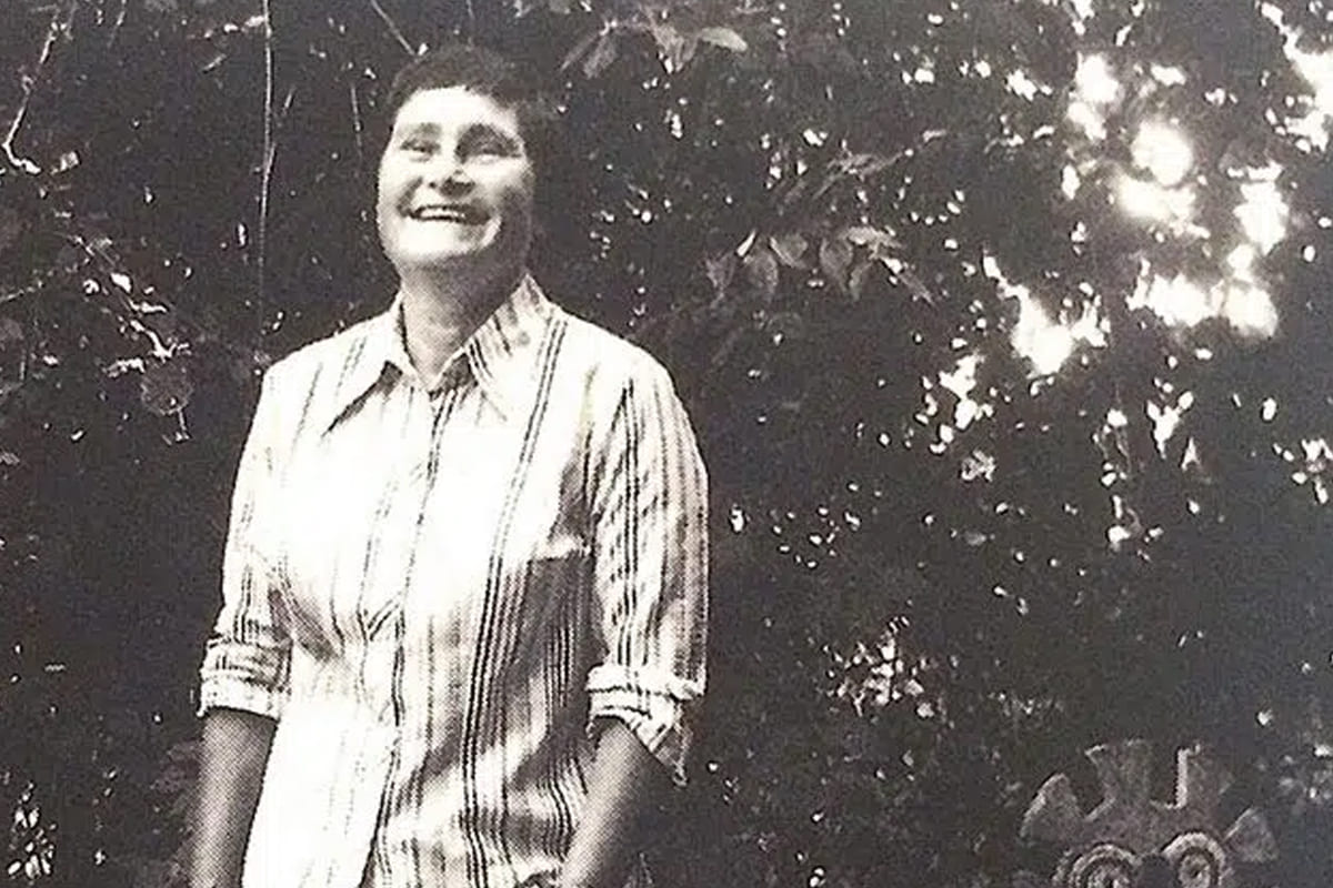 Lampe « Oiseau feuille » en céramique émaillée, design poétique de Guidette Carbonell, pièce unique ou en très petite série, années 1950-60