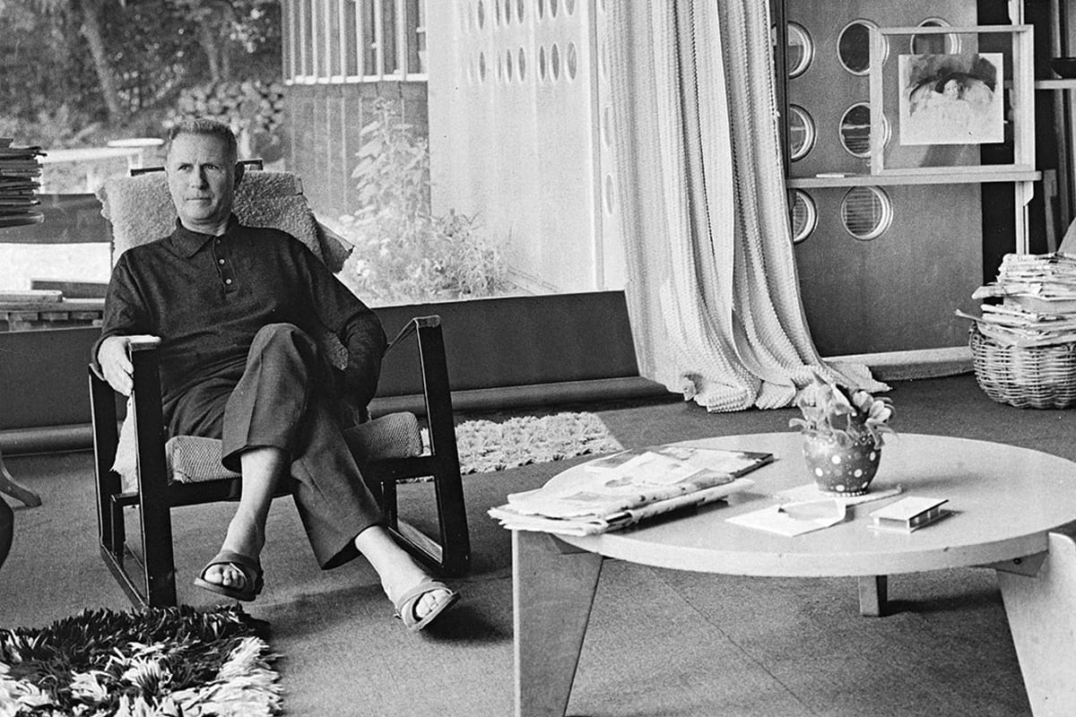 Chaise Standard « Tout Bois » de Jean Prouvé, structure en chêne ou hêtre massif, dossier et assise en contreplaqué, design français des années 1940