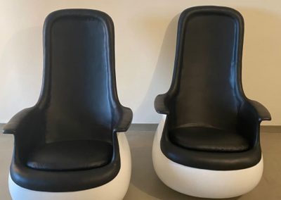 Fauteuils Culbuto en fibre de verre et cuir, design Marc Held, édités par Knoll International, années 1970