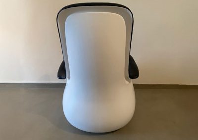Fauteuils Culbuto en fibre de verre et cuir, design Marc Held, édités par Knoll International, années 1970