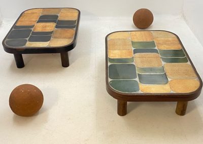 Paire de tables basses Shogun en céramique émaillée et bois, design Roger Capron, Vallauris, années 1970
